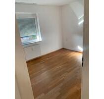 3 Zimmer Wohnung zu mieten - 1.050,00&nbsp;EUR Kaltmiete, ca.&nbsp; 84,00&nbsp;m&sup2; in Villingen-Schwenningen (PLZ: 78054)