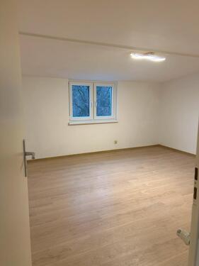 Foto - Neu-saniertes Dachgeschoss-Wohnung zu vermiezen