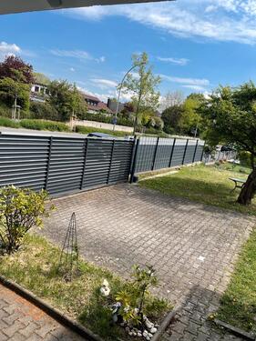 Foto - *Sicherer Parkplatz in Flughafennähe – nur 15 km entfernt*