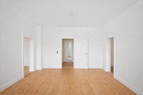 Foto - Hochwertig sanierte 4-Zimmer-Altbauwohnung mit EBK und Balkon in Bestlage des Johannesviertels