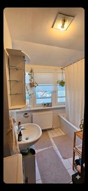 Foto - Helle 1-Zimmer Whg. Möbliert, Balkon, Untermiete ab 08.05.2026