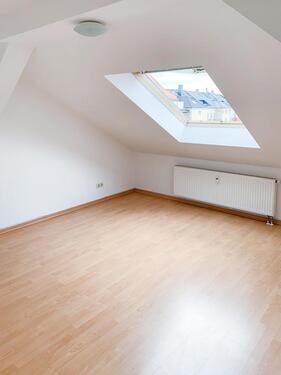 Foto - 2 Zimmer Dachgeschoßwohnung zur Miete in Leipzig