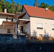 Freistehendes Ein- Zweifamilienhaus im Pfälzerwald in Hanglage - Altleiningen Höningen