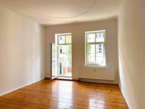 Foto - Provisionsfrei: Altbau-Beletage mit Stuck, Dielen & 2 Balkonen