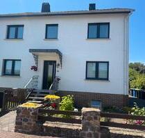 Haus mit anliger Wohnung - 300.000,00 EUR Kaufpreis, in Burgwald (PLZ: 35099)