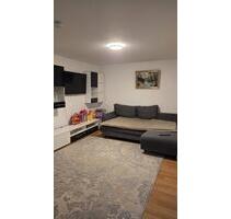 2-Zimmer-Wohnung mit überdachtem Vorplatz & Gartenmitbenutzung – Erdgeschoss - Reutlingen Altenburg