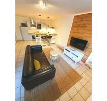 Wunderschöne 2-Zimmer-Wohnung, möbliert, Frechen Zentrum, Balkon