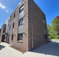 Lichtdurchflutete und moderne 3-Zimmer-Wohnung mit Balkon - Diepholz