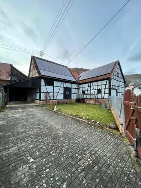 Foto - Kleines Einfamilienhaus mit Scheune, Garten und Photovoltaik