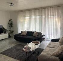 Schöne 5-Zimmer-Wohnung mit Balkon in Lollar