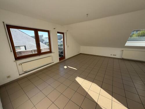 Foto - 4 Zimmer Dachgeschoßwohnung zur Miete in Püttlingen