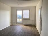 Foto - Renovierte 2 Zimmer Wohnung mit Balkon in der Nähe vom Kulkwitzer See!