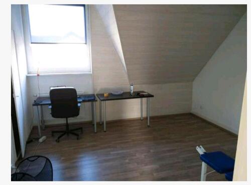 Foto - 3ZKB Dachgeschosswohnung zur Miete 1050€ top Lage 55qm
