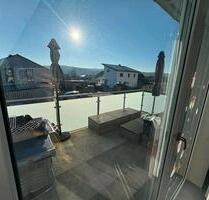 116 m2 EG Whg. mit Balkon 25min. nach Rgbg. SAD Cham - Walderbach