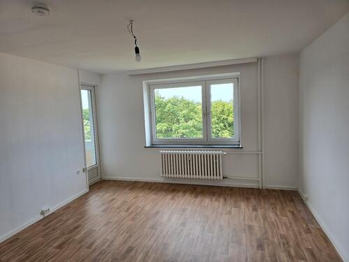 Foto - Großzügige 2,5-Zimmer-Wohnung mit ca. 73,73m² Wohnfläche und Loggia