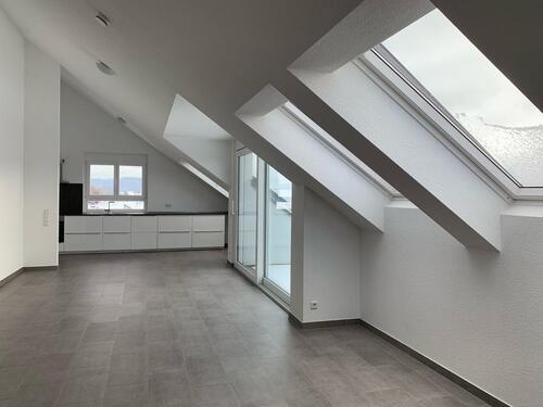 Foto - 4 Zimmer Dachgeschoßwohnung zur Miete in Lorch