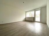 Foto - Renovierte Wohlfühlwohnung auf 3-Zimmern mit Blick ins Grüne!