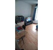 ein grosses Zimmer in 3er WG ab sofortt frei moebiliert in Pankow - Berlin