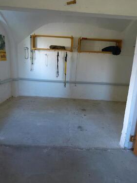 Foto - Garage für 2 Motorräder zu vermieten