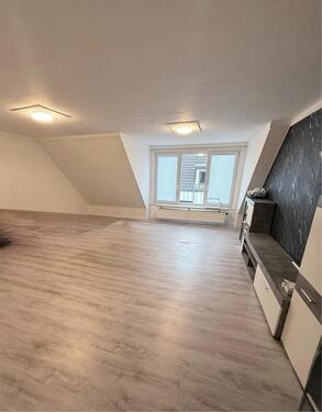 Foto - Aktuell: 3 Zimmer - 84 m2 - 3. OG