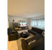 3 Zimmer mit Balkon, Edelküche, Balkon und Garage in Nöttingen - Remchingen