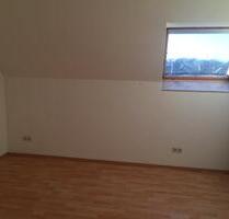 Helle 2-Zimmer Dachgeschoss Wohnung zu vermieten - Südheide