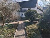 Foto - Einfamilienhaus mit großem Grundstück