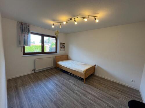 Foto - 8 Zimmer Einfamilienhaus in Neckarwestheim