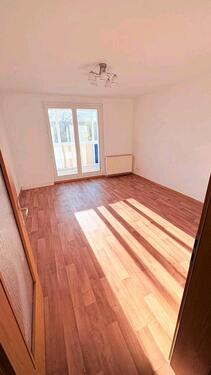 Foto - Helle und schöne 3-Zimmer-Wohnung mit Balkon und Einbauküche