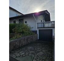 Heller Anbau mit Fernblick zu vermieten - Bad König