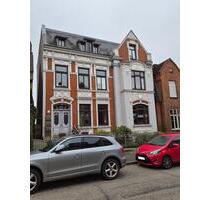 Gatermann Immobilien: Schöne 4-Zimmer-Wohnung mit Balkon in Itzehoe, Nähe Innenstadt