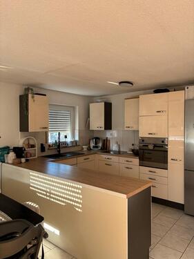 Foto - 4 Zimmer Wohnung mit moderner Einbauküche