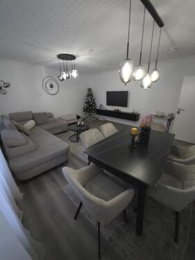 Foto - Hausgefühl pur: Großzügige Wohneinheit (131 m²) in freistehendem