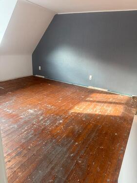 Foto - Sanierungsbedürftiges Einfamilienhaus in Sinningen