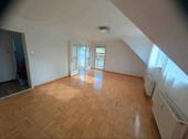 Foto - 3 Zimmer Dachgeschoßwohnung zur Miete in Sachsenheim