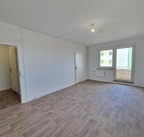 Renovierte 2 Zimmer, ein Lift & dein neues Leben mittendrin!- ab sofort + Willkommensgutschein*! - Zerbst (Anhalt)