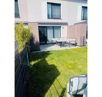 Reihenmittelhaus min Burgfarrnbach zu verkaufen 145m2 BJ 2018 EBK - Fürth Atzenhof