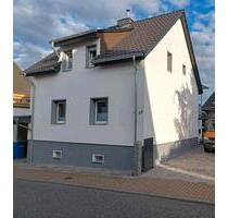 Haus Hünstetten 4 Zimmer - 900,00 EUR Kaltmiete, in Idstein (PLZ: 65510)