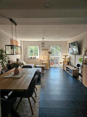 Foto - Helle 3,5-Zimmer-Wohnung mit großem Balkon und Blick ins Grüne