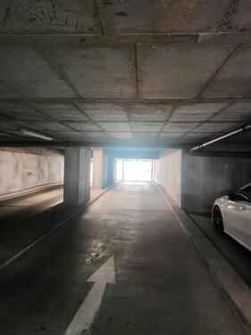 Foto - Tiefgarage - 80,00&nbsp;EUR Miete,