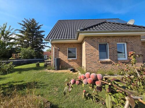Foto - Modernes Einfamilienhaus mit großem Grundstück in WismarRedentin