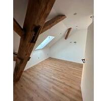 Moderne Wohnung - kompl. saniert, Küche & Badmöbel in Pleystein - Vohenstrauß