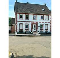 Gepflegtes EFH mit Scheune und PV - Stadtallendorf