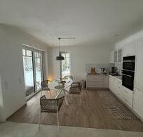 Moderne Einliegerwohnung auf einer Ebene – möbliert, All-in - Hollenstedt