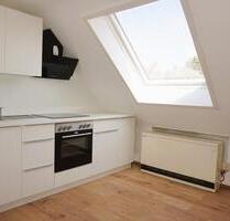 Tolle 2,5 Zimmer Wohnung im beliebten Eislingen mit EINZELGARAGE - Eislingen (Fils)