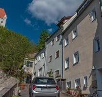 Wunderschön saniertes Townhouse mit Dachterrasse im Herzen Landshuts unterhalb der Burg Trausnitz