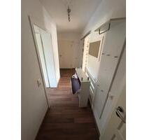 Wohnung 1 OG - 790,00&nbsp;EUR Kaltmiete, ca.&nbsp; 85,00&nbsp;m&sup2; in Urmitz (PLZ: 56220)