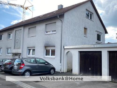 Foto - Gemütliche DG-Wohnung - 370,00 EUR Kaltmiete,