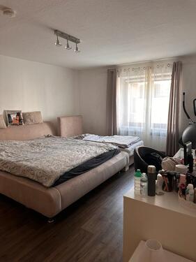 Foto - Großzügige und gepflegte Wohnung in ruhige Lage