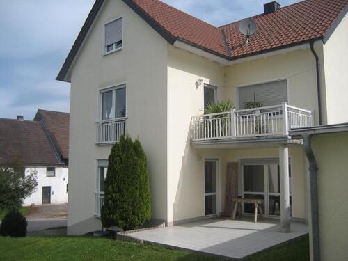 Foto - Dachgeschoßwohnung - 550,00&nbsp;EUR Kaltmiete, ca.&nbsp; 60,00&nbsp;m&sup2;